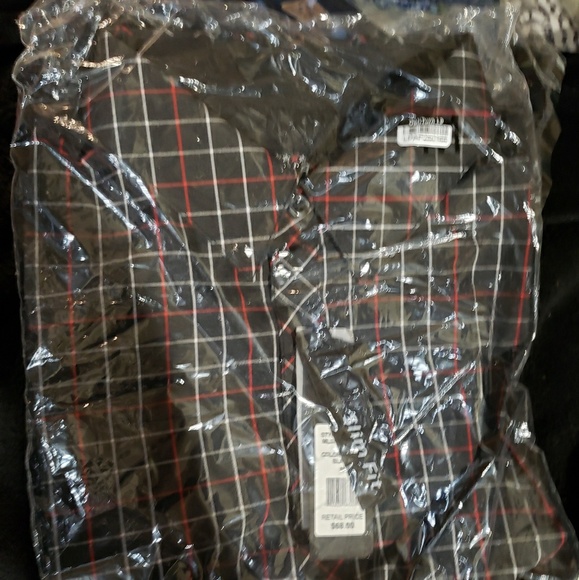 Shirt - Picture 3 of 5